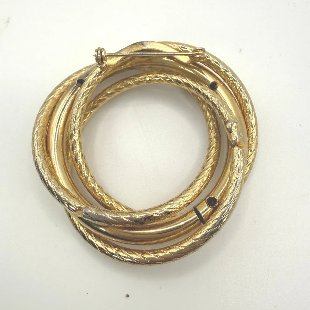 Vintage‎ Circle Brooch Women Gold Textured Interlocking Triple Ring Pin unsigned